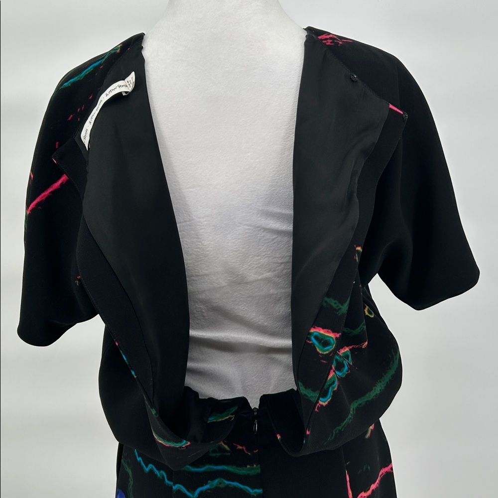 & Other Stories Black Abstract Print Short Sleeve Dress Cinched Waist Size 8 - Picture 10 of 12